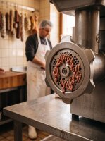 WOLFCUT | Stainless steel meat grinder plates for size 22 | with hub | 1 keyway | durable | 4,5mm