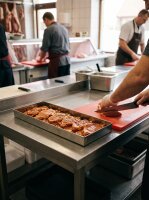 Stainless steel meat tray | 85x25x4cm